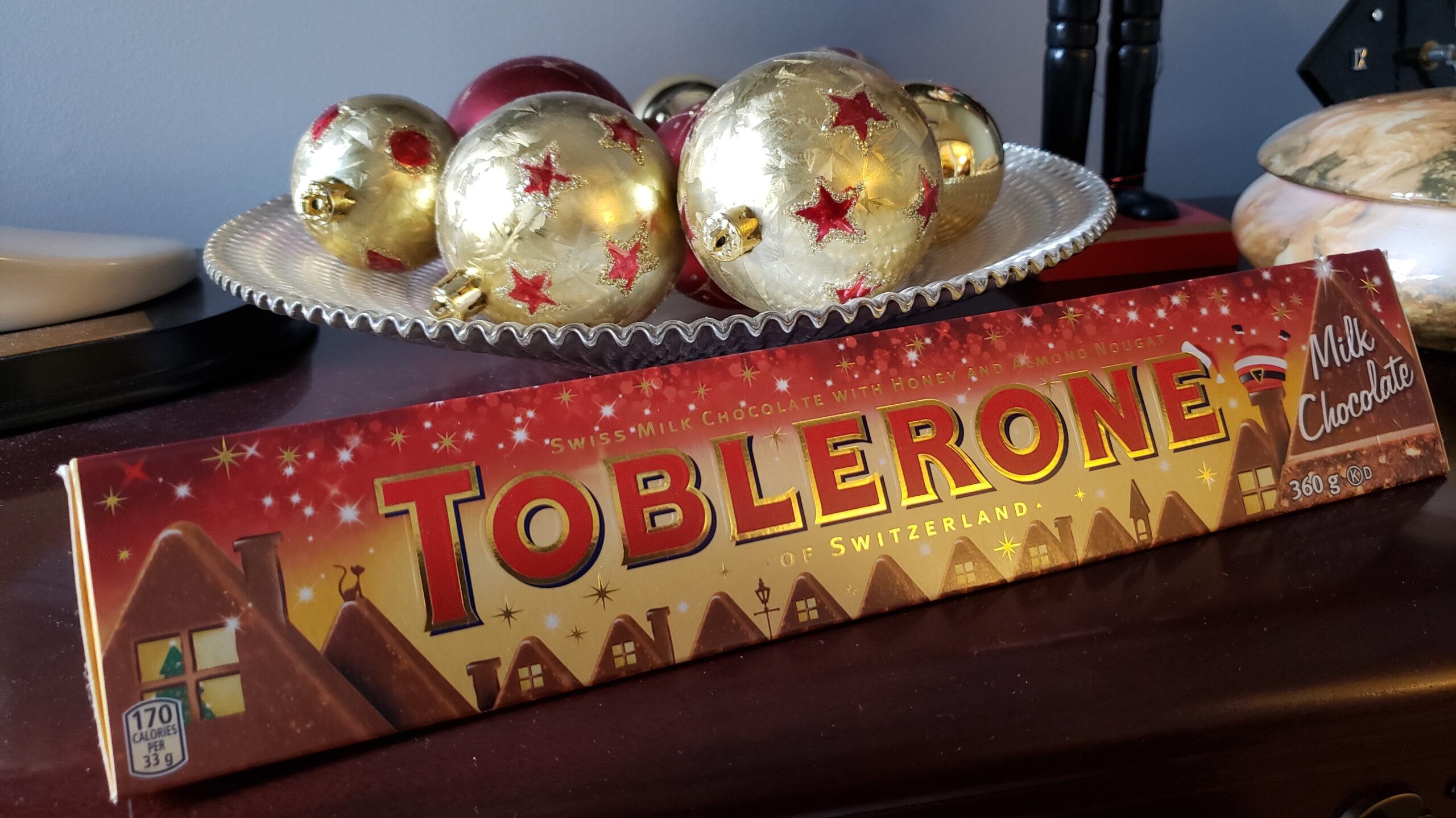 Toblerone chocolate bar - Christmas - 360 grams